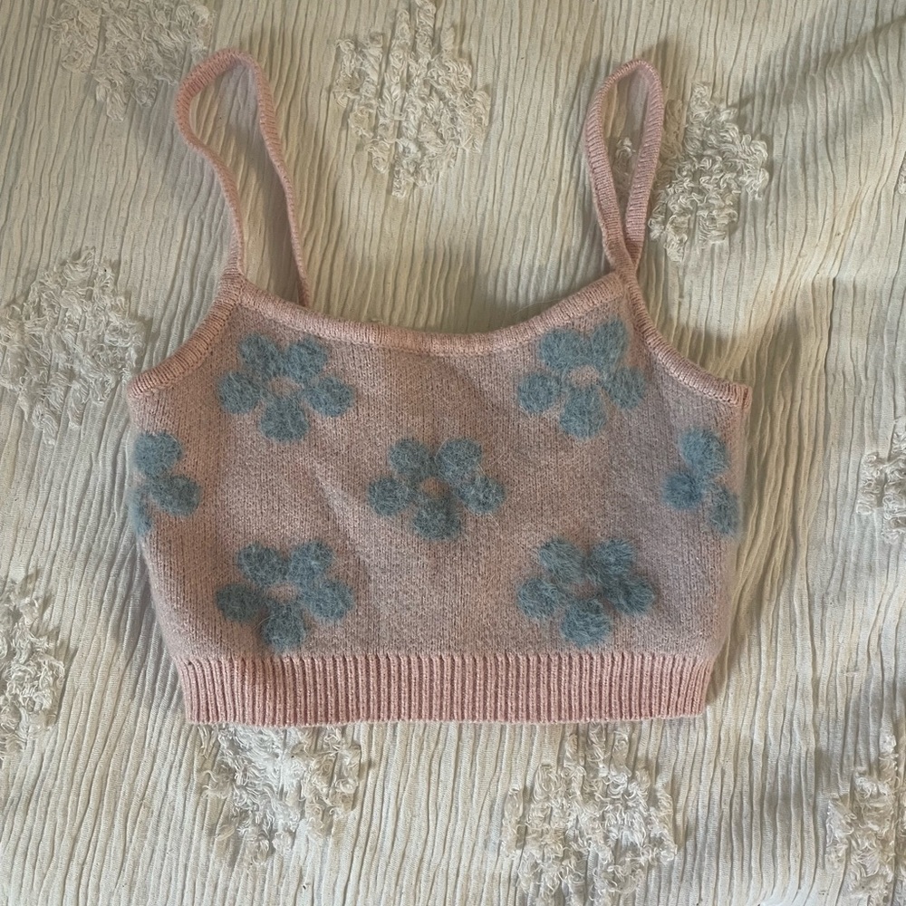 Adika flower top